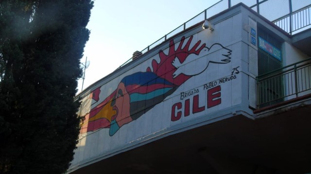 Uno dei murales realizzati dagli esuli cileni allo stadio Liberati di Terni. Fonte foto: Artribune