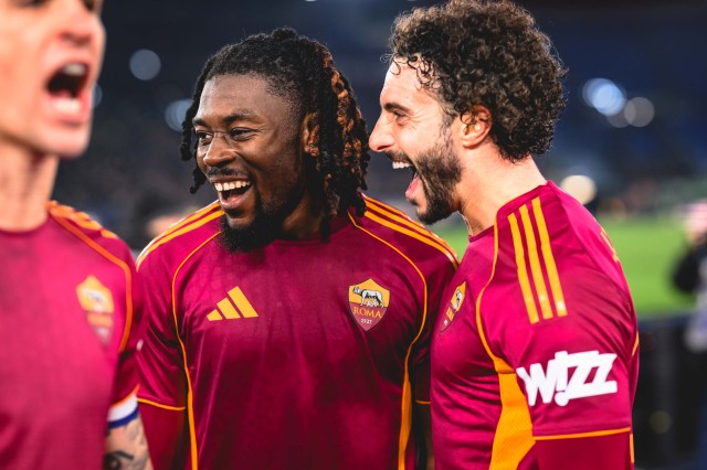 L'esultanza di Koné ed Hermoso in Roma Sassuolo