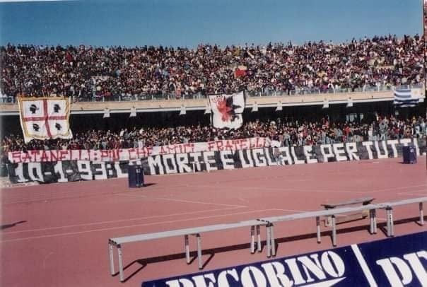 Lo striscione 