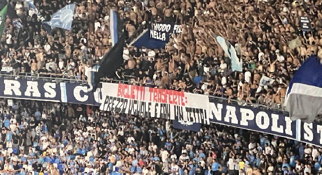 Protesta contro il prezzo dei biglietti anche a Napoli, allo Stadio Maradona